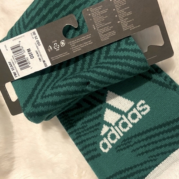 Adidas FMF SCARF *BRAND NEW* WITH TAGS! 💎🇲🇽💎MEXICO - Picture 5 of 6